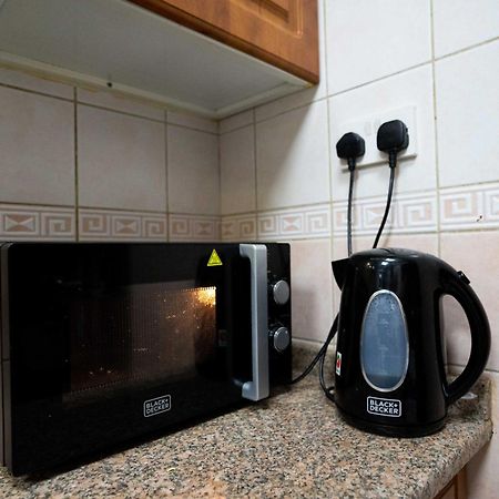 Robin Hostel Дубай Экстерьер фото